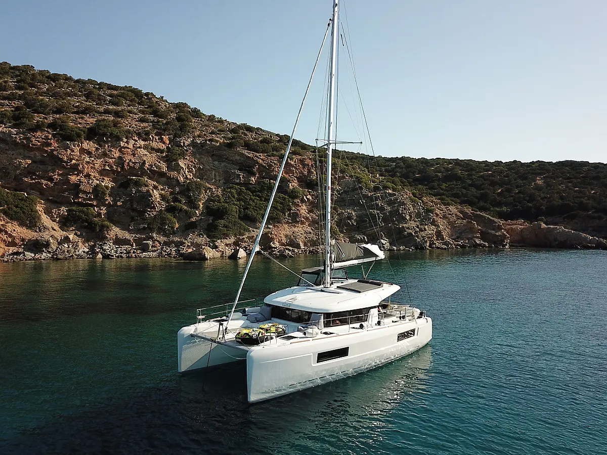 Lagoon 40 (4 cab.)